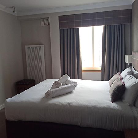 Anchor Hotel And Seabed Restaurant 타버트 외부 사진