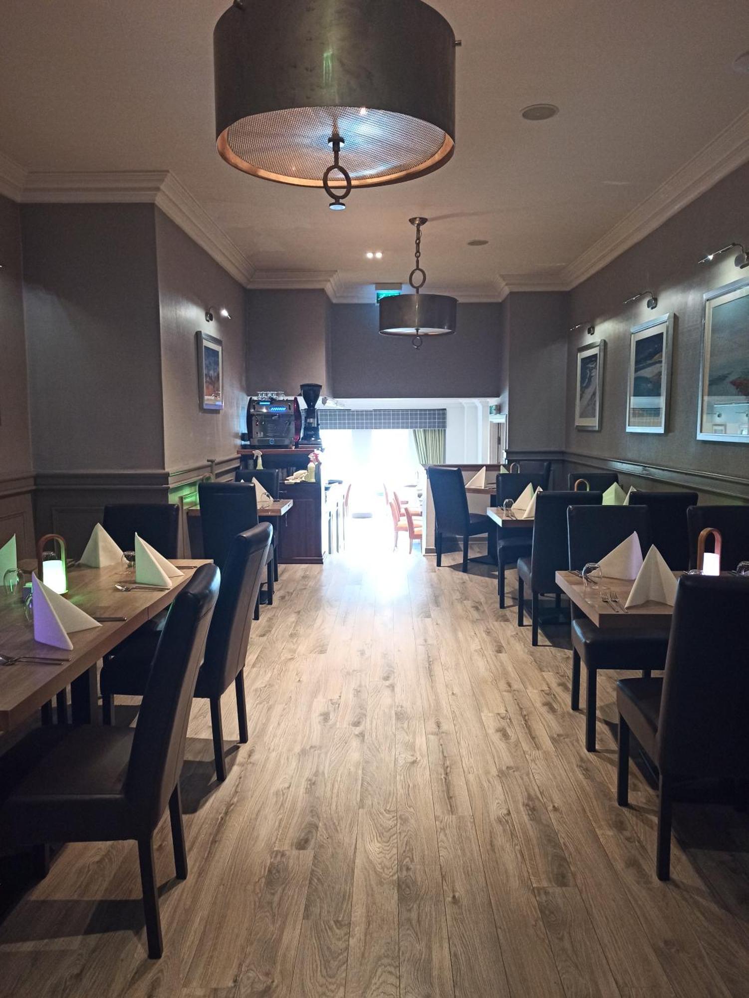 Anchor Hotel And Seabed Restaurant 타버트 외부 사진