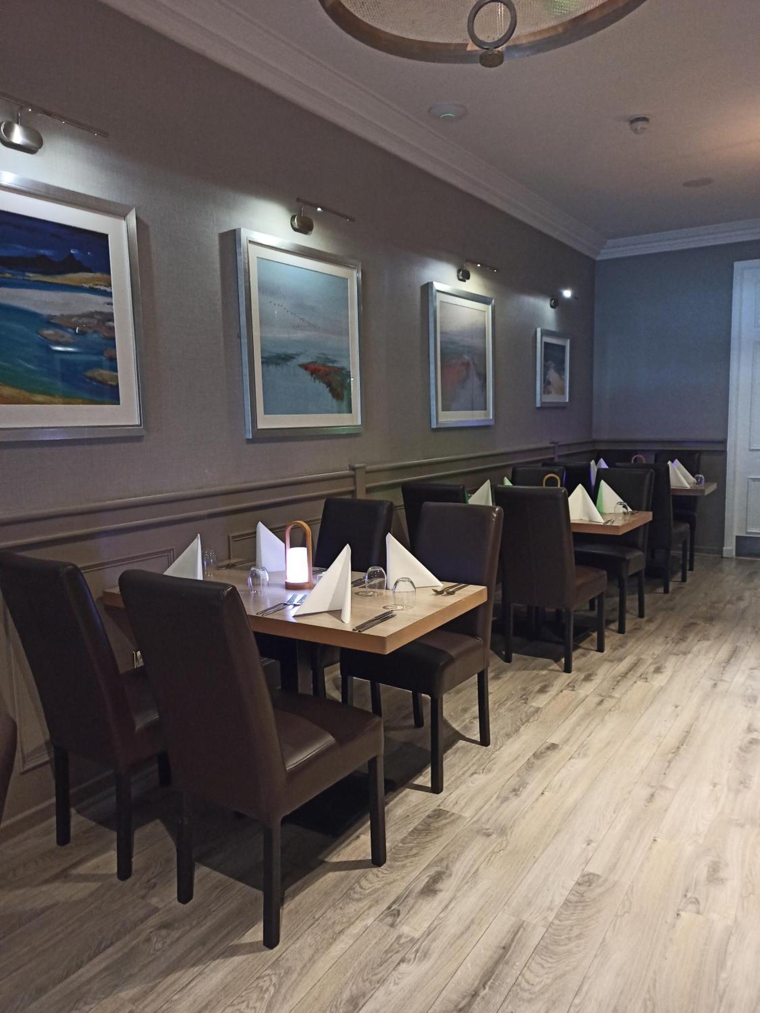 Anchor Hotel And Seabed Restaurant 타버트 외부 사진