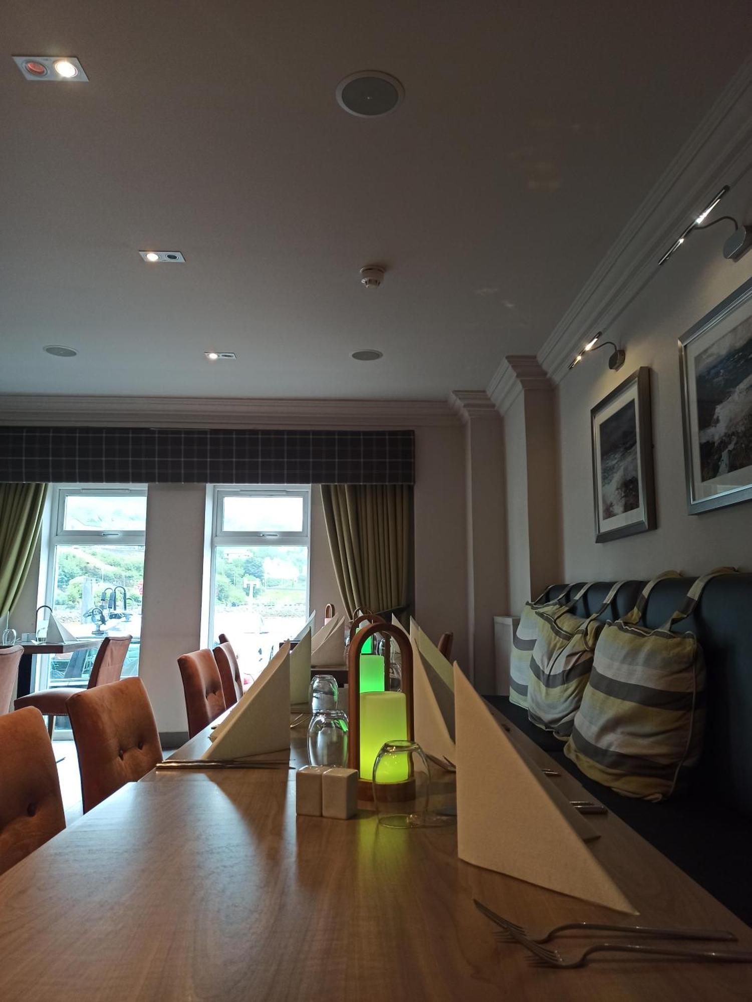 Anchor Hotel And Seabed Restaurant 타버트 외부 사진