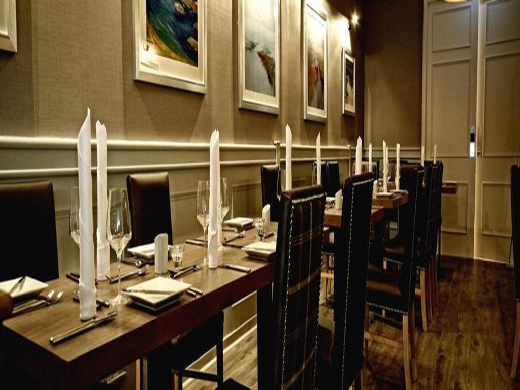 Anchor Hotel And Seabed Restaurant 타버트 외부 사진